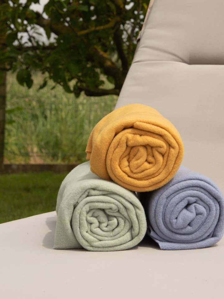 Plaid RISO - 130x160 cm for wholesale by Tiseco