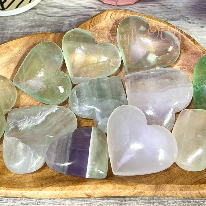 KayleeNYC – wholesale Andlig sten/kristall – Partihandel Parti 2 kg Naturlig Yttrium Fluorit Crystal Heart1