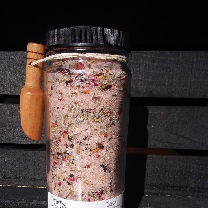 Liebe für den Großhandel von Forget Not The Earth