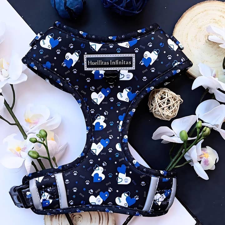 HUELLITAS INFINITAS - Wholesale Tuig voor huisdieren - Hond - Fantasy Hearts verstelbaar harnas2