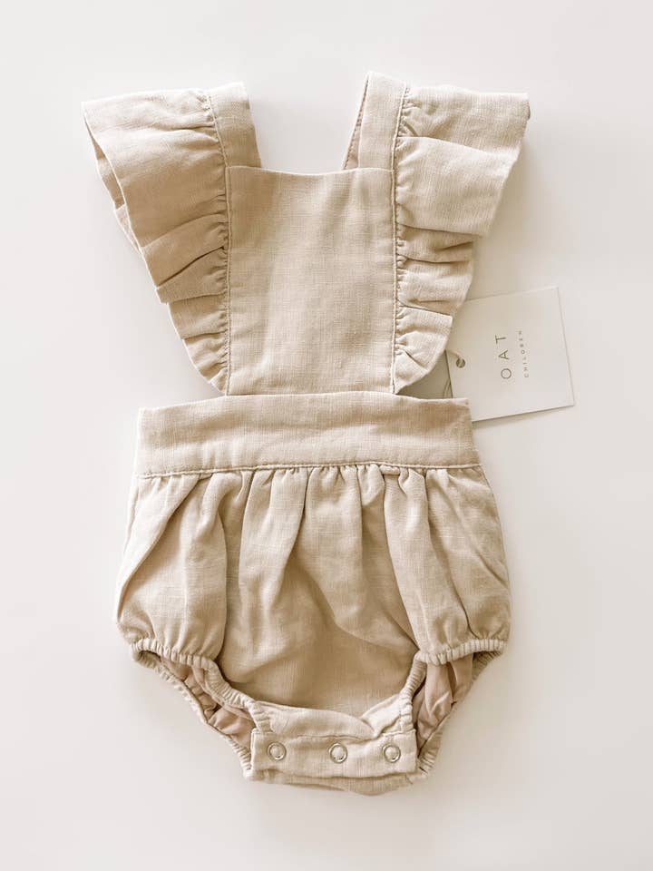Romper Bloomer com Manga Flutter em Linho - Pétala por atacado de Oat Children