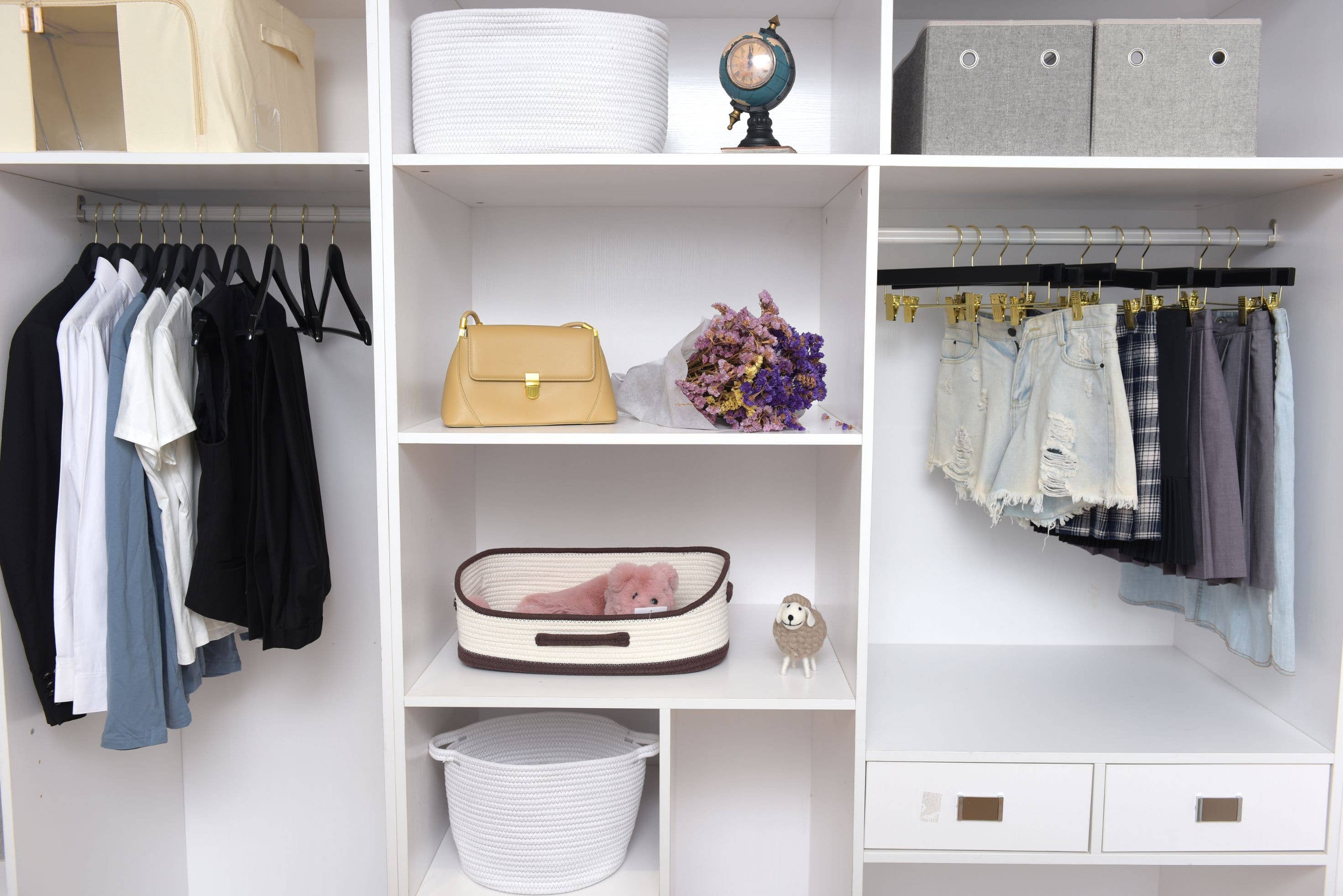 Quality Hangers - Wholesale Clothes Hangers - W070 Semi Curved Wooden Hangers, 17.5" -Black/Gold Hook - 8012