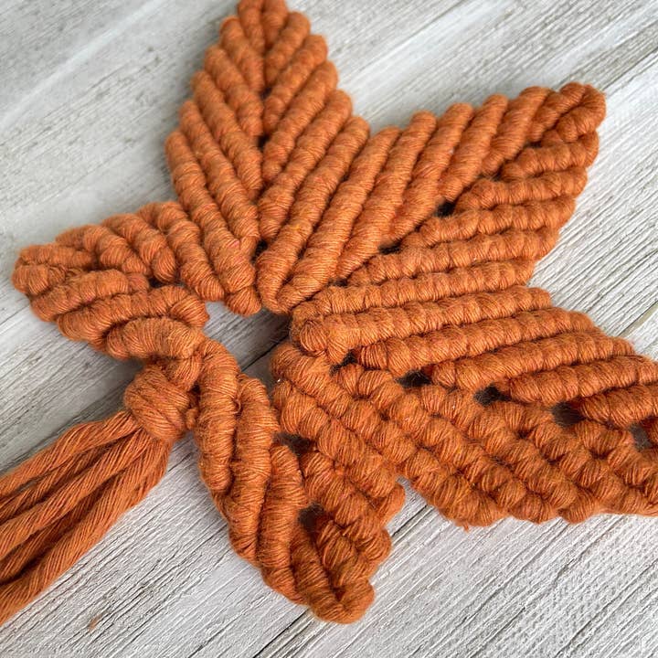 tightyknots - Vente Pompons décoratifs/décorations murales - Feuille de macramé, décoration murale pour automne, décoration de feuilles d'automne, décoration murale d'automne, décoration de feuilles d'automne, décoration d'automne de style bohème