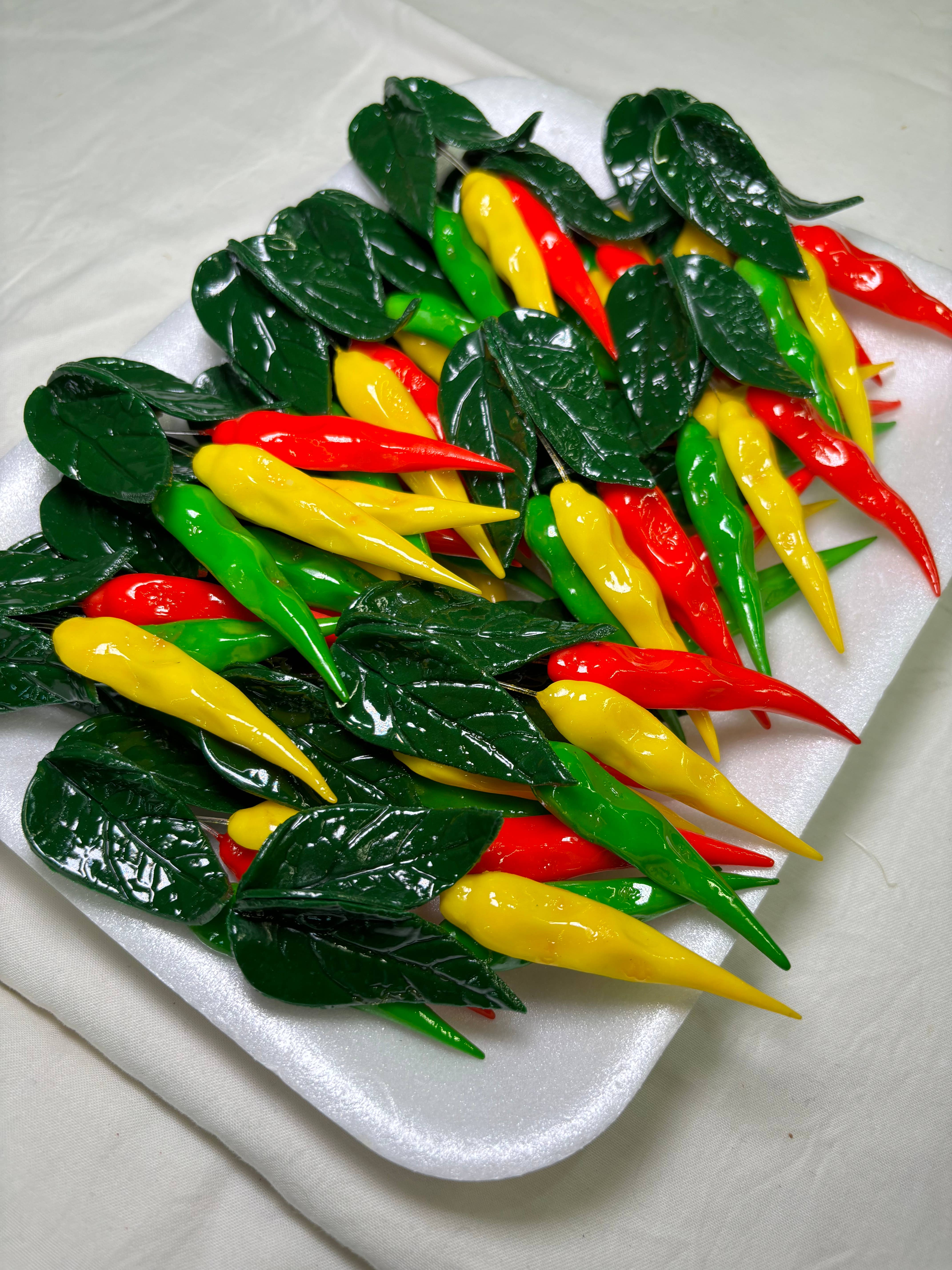 Magnets Market - Wholesale Magnet - Triple Chili Peppers Kitchen Magnet1