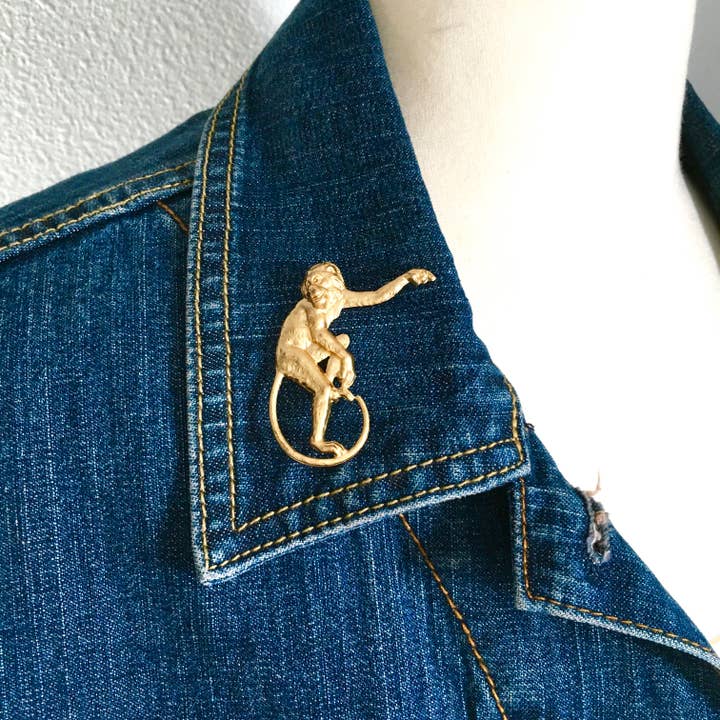 Red Truck Designs - Wholesale Brooch - Monkey Love Monkey Brooch Brass Monkey Funky Monkey Tie Tack1