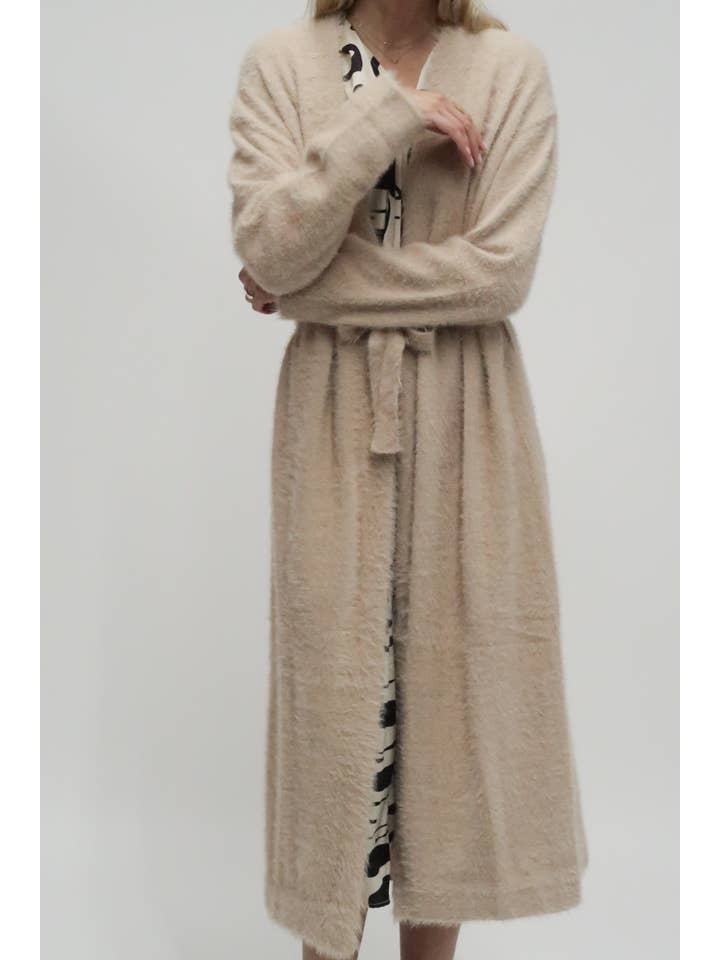 Beulah Style - Wholesale Robe - Women's - Fuzzy Alpaca Maxi Robe
MC41473