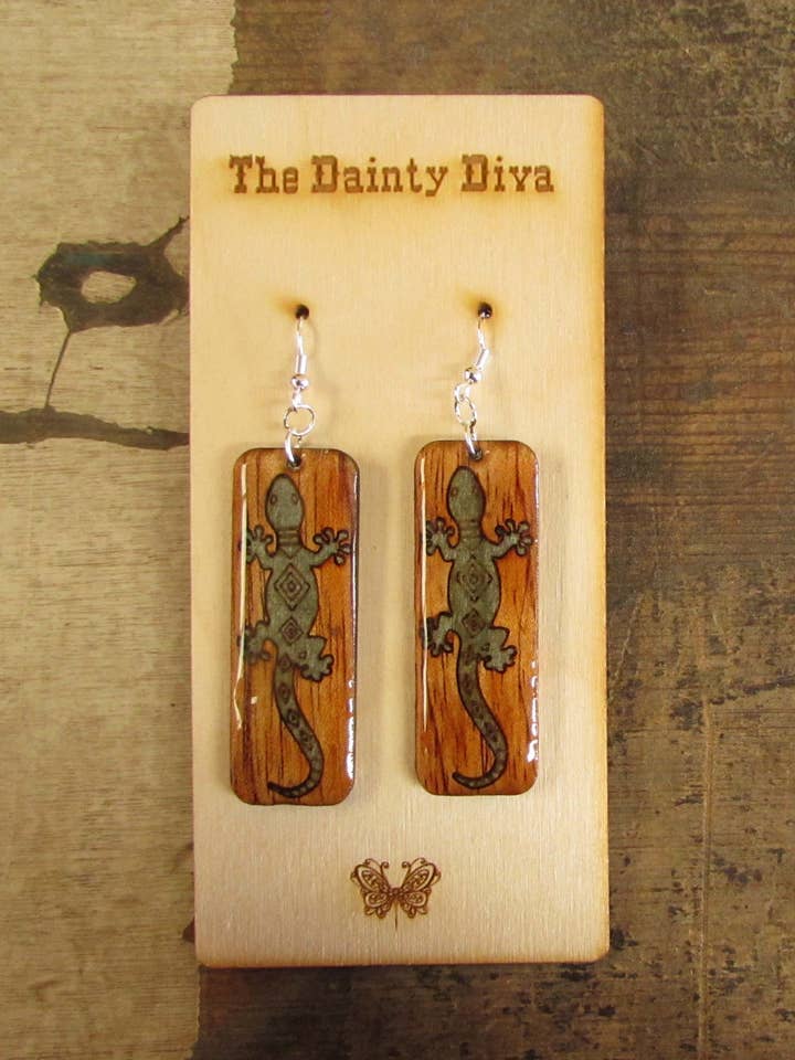 Brincos de embutimento de lagartixa por atacado de The Dainty Diva Jewelry