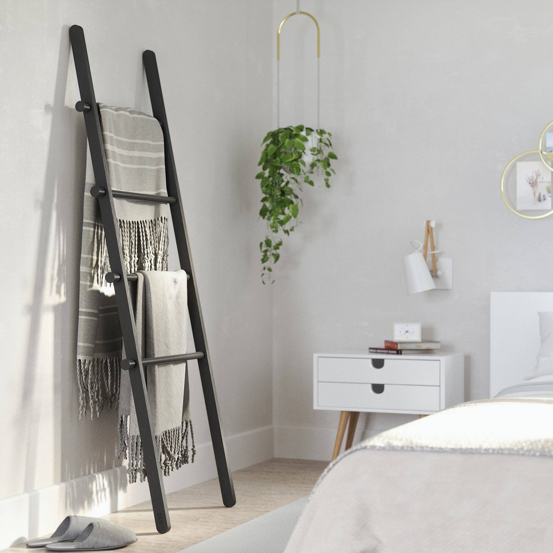 Umbra - Wholesale Free Standing Shelf - Leana Ladder8