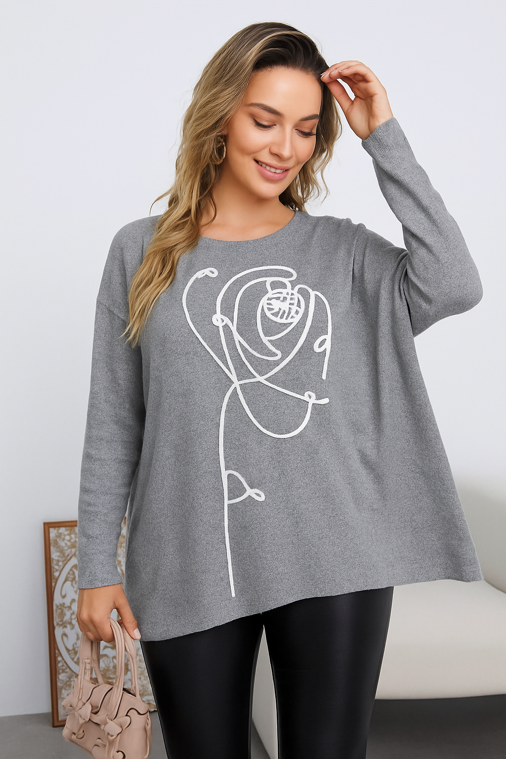 Lucy Sparks – Pulôver - Mulher por atacado – CAMISOLA DE MALHA SUAVE COM DESENHO DE ROSA NA FRENTE2