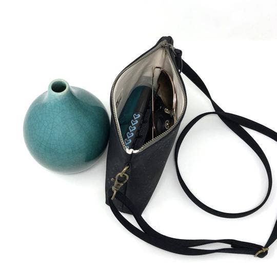 mmb by hand - Venta al por mayor Bandolera - Mujer - Mini bandolera sostenible de corcho negro