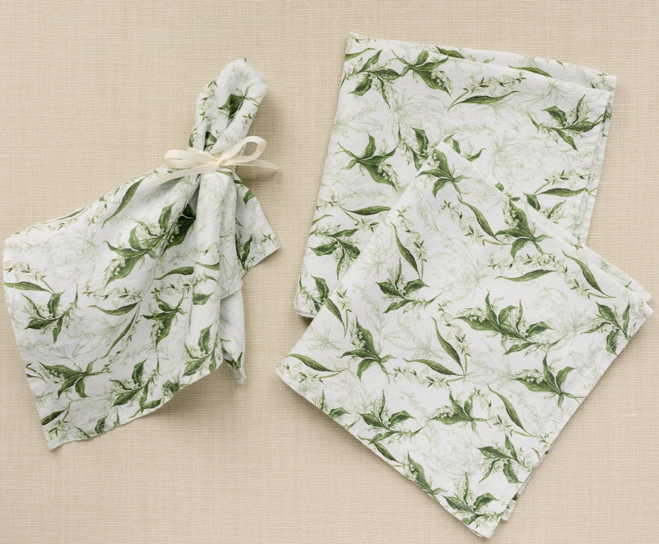 Nadia Colella Living - Wholesale Dinner & Cloth Napkin - Lily of the Valley Serviettes0