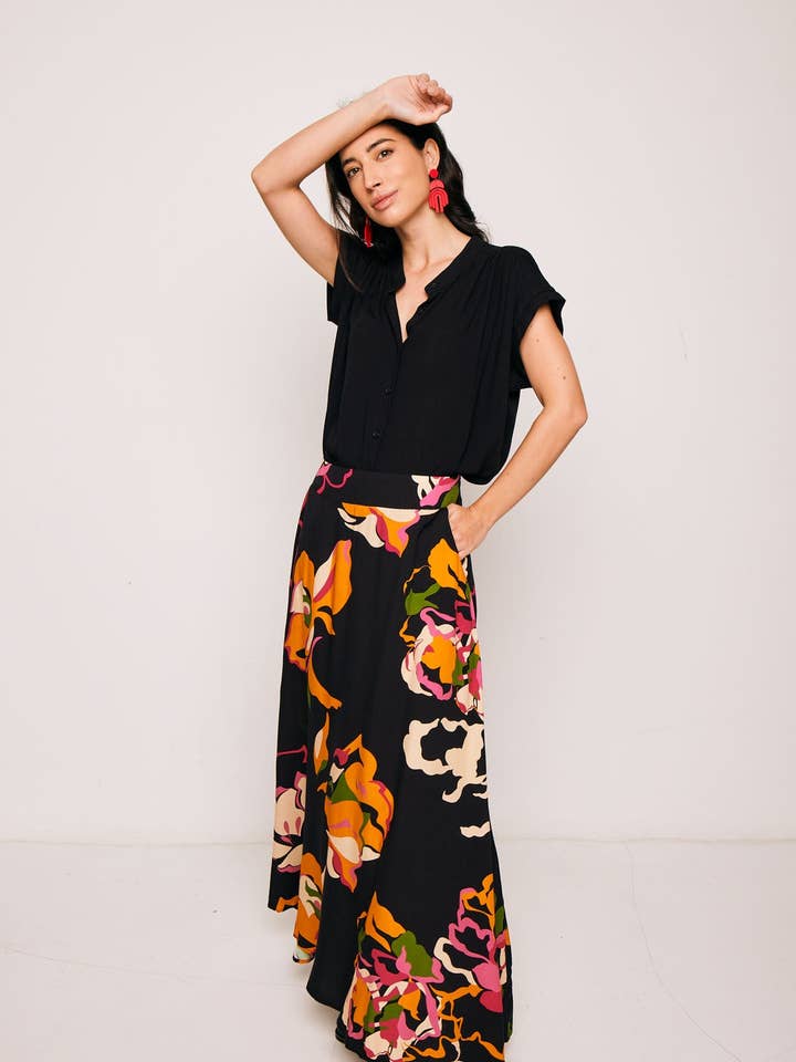 Jupe Monsul Noire pour la vente par Smile