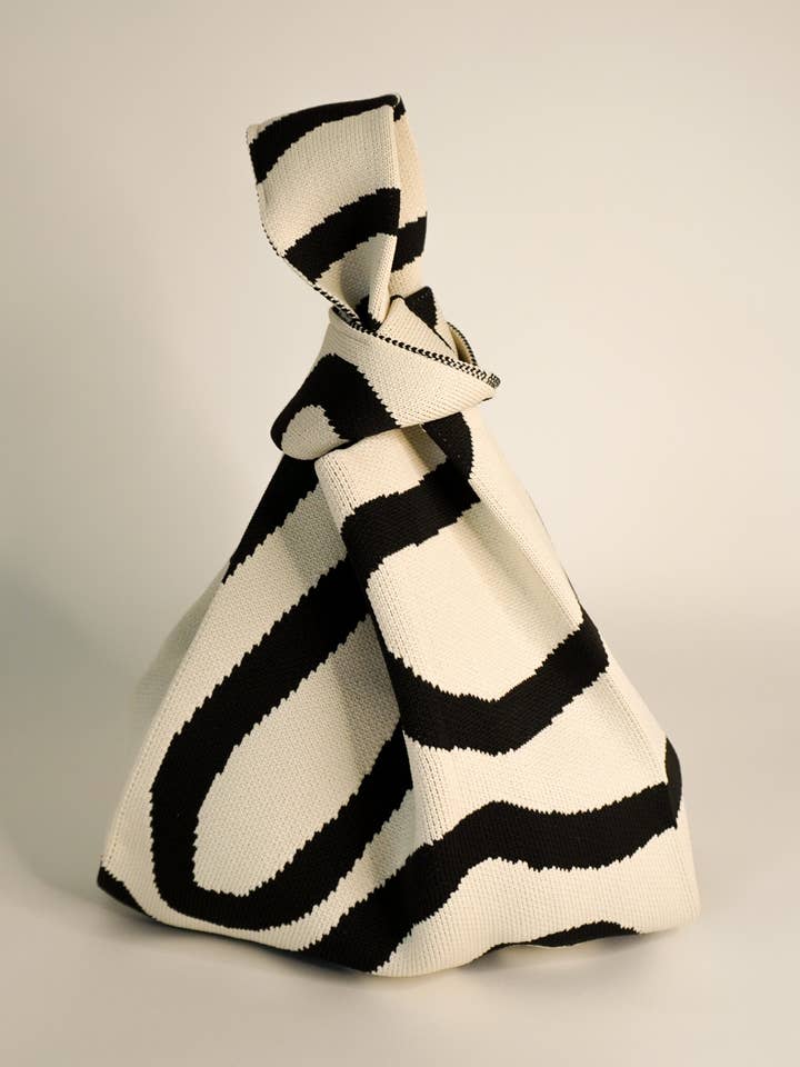 Meander Black Handbag for wholesale by A Bag Concept