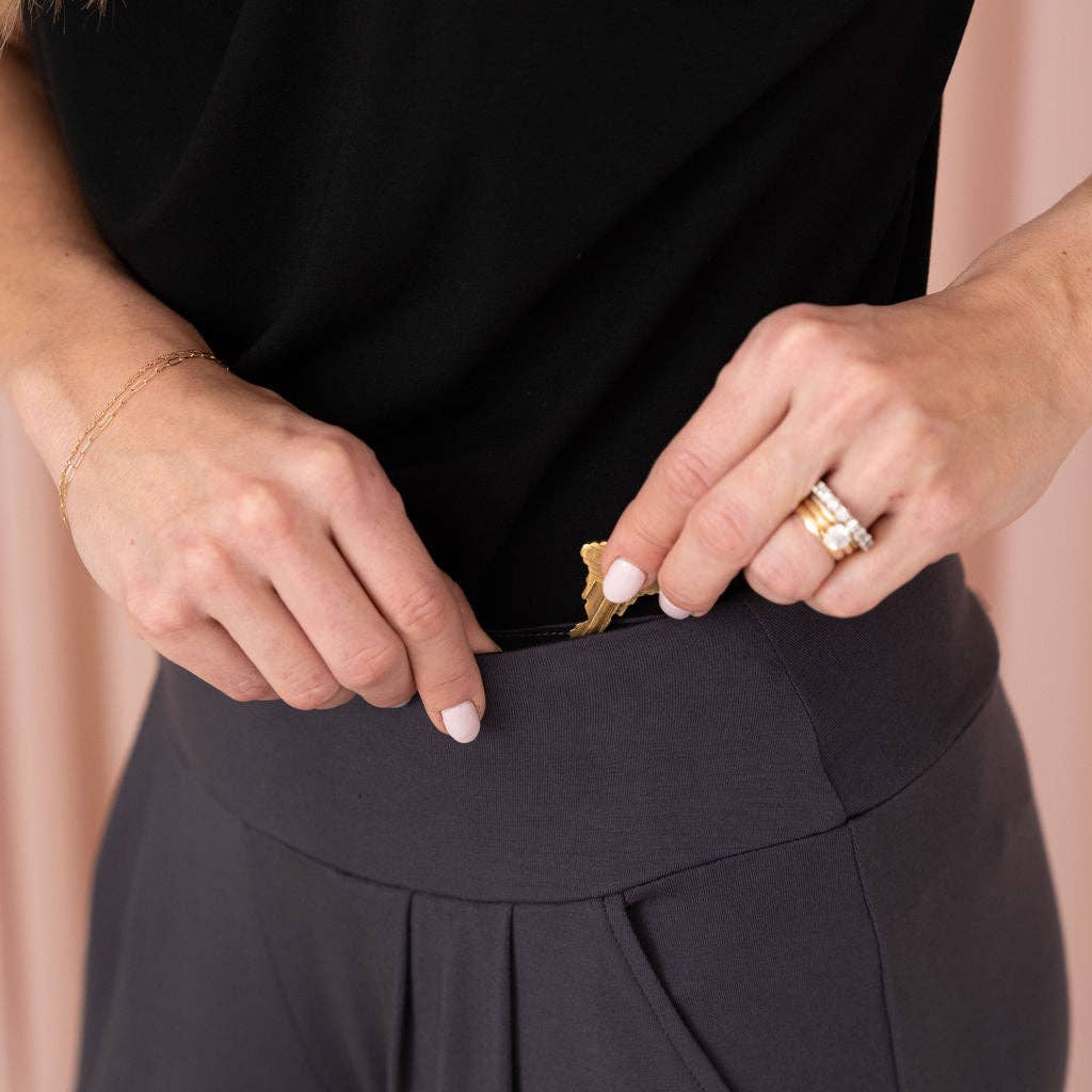 Encircled - Wholesale Pants - Women's - The Dressy Sweatpant24