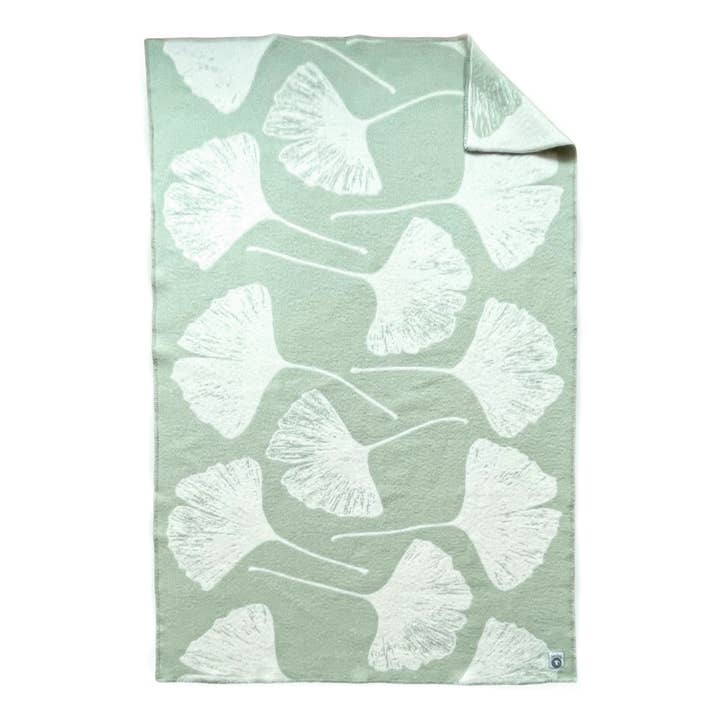 Norwegian Wool Blanket Plaid "Ginkgo" 130x200 cm Pastel Mint for wholesale by WoolOnly
