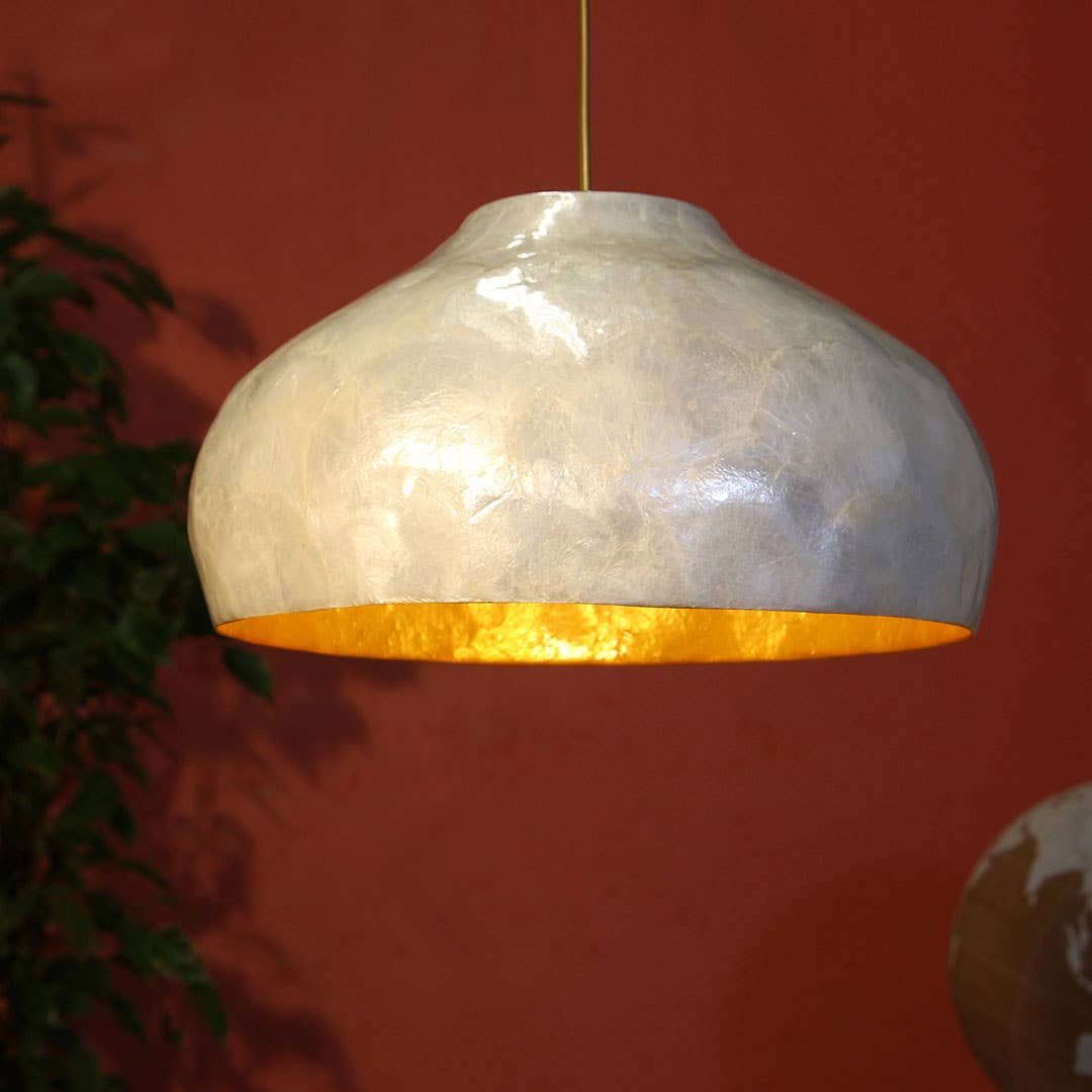 Ithemba – Engroshandel Lysekrone/pendellampe – Stor hvid og gylden vedhæng i perlemor1