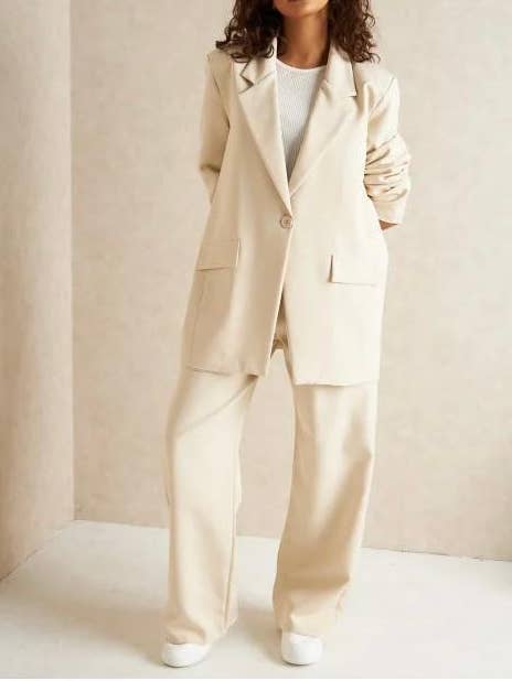 LES GRENOUILLES DU MARAIS - Wholesale Suit Set - Women's - Oversize suit 50152
