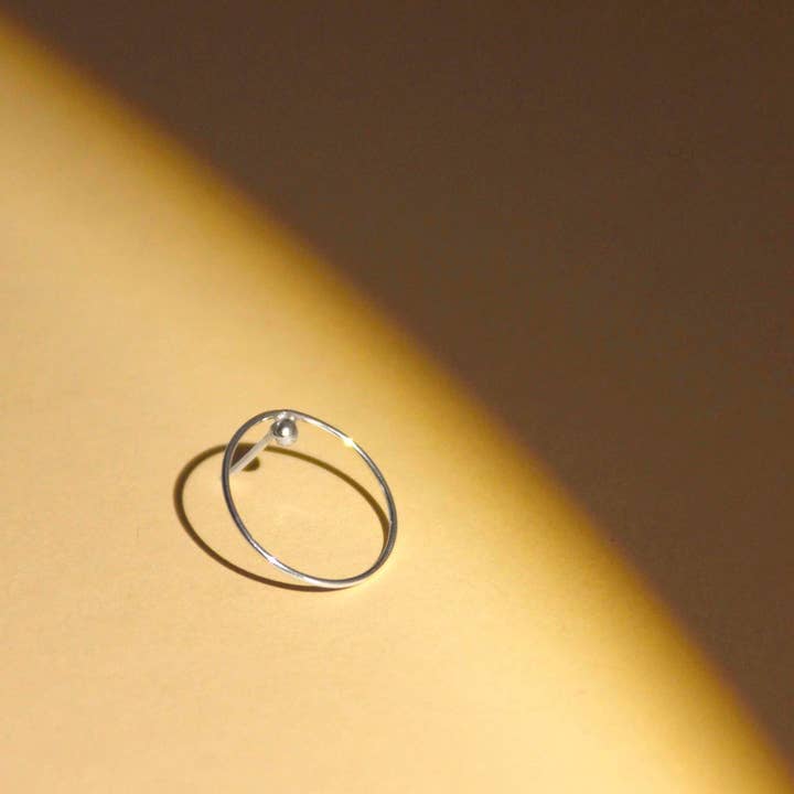 Soek. Atelier – Großhandel Schmucksets – Inner Dot Extra Ohrring | Großer Ohrstecker1