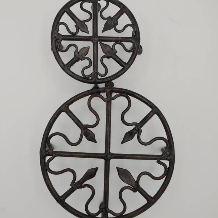 Asia West - Vendita all'ingrosso Portavasi - Supporti per piante rotondi in ferro battuto11