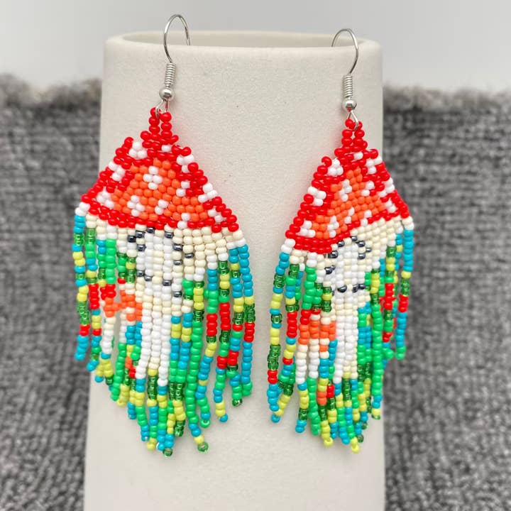 Mio Queena - Wholesale Tassel Earrings - Mushroom Pattern Seed Beads Tassel Earrings - BJ/SB