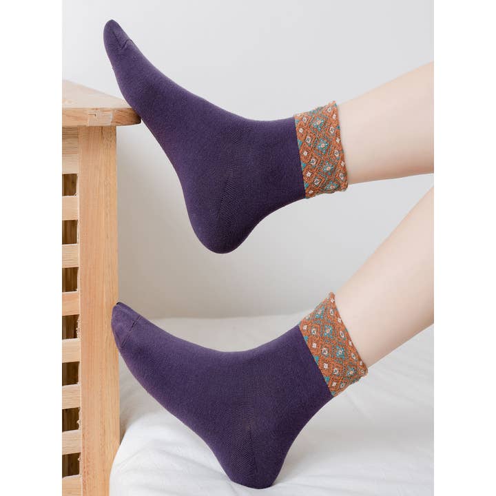 Tourtiwi – Engroshandel Strømper - Dame – Kvinders retro farveblokkerede blomstrede enkle mellemstrømper7