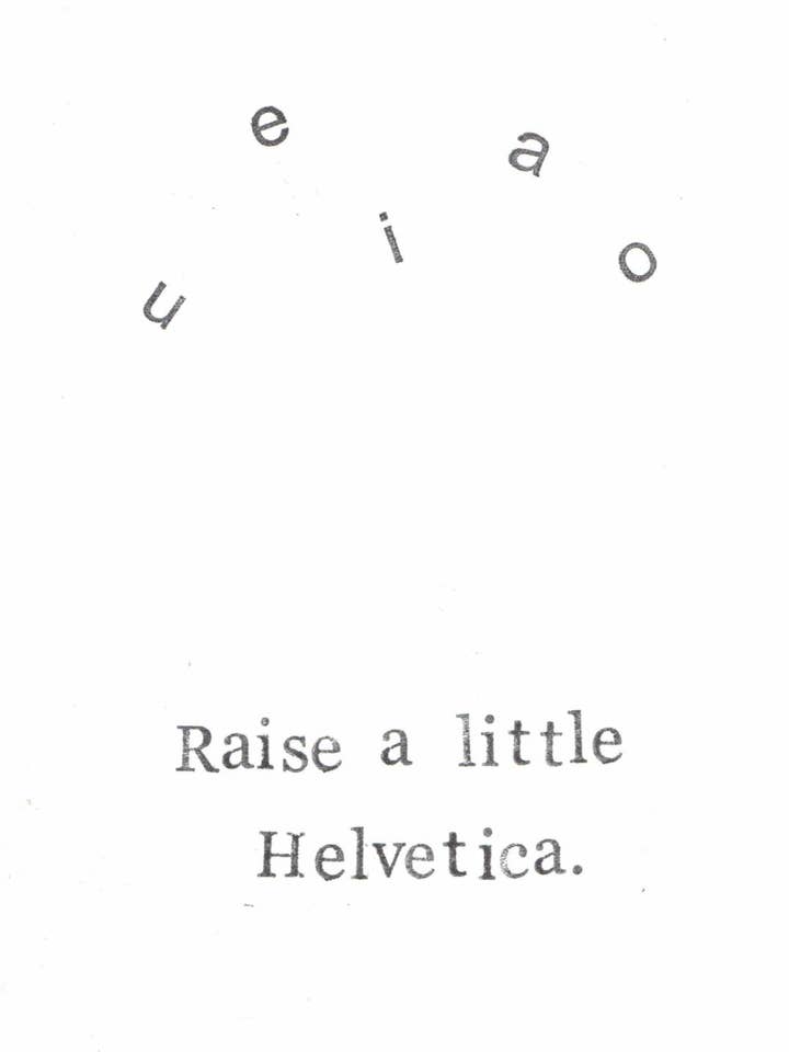 Biglietto Raise A Little Helvetica | Divertente Design Graphic Design Humor Nerdy Font Pun per la vendita all'ingrosso da parte di BlueSpecsStudio