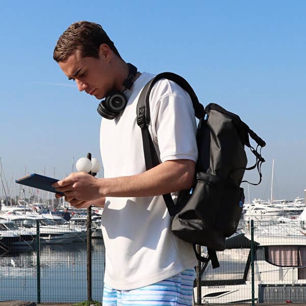 Biggbrands GmbH – wholesale Datorväska - Unisex – Anemoss sportig ryggsäck för laptop svart3