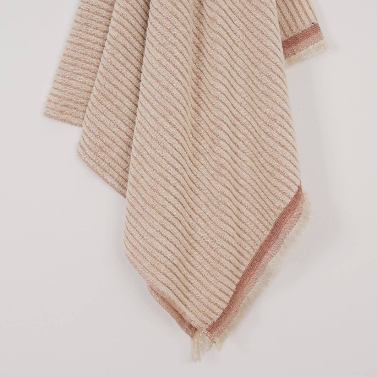 Primitive - Wholesale Badhanddoek - OUTLET - Ovella grote badhanddoek W0115