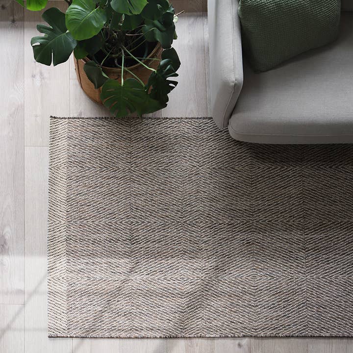 IRINEO M contemporary design rug and other Purchase Wholesale oggetti legno grezzo. Free Returns & Net 60 Terms on Faire trending on Faire.