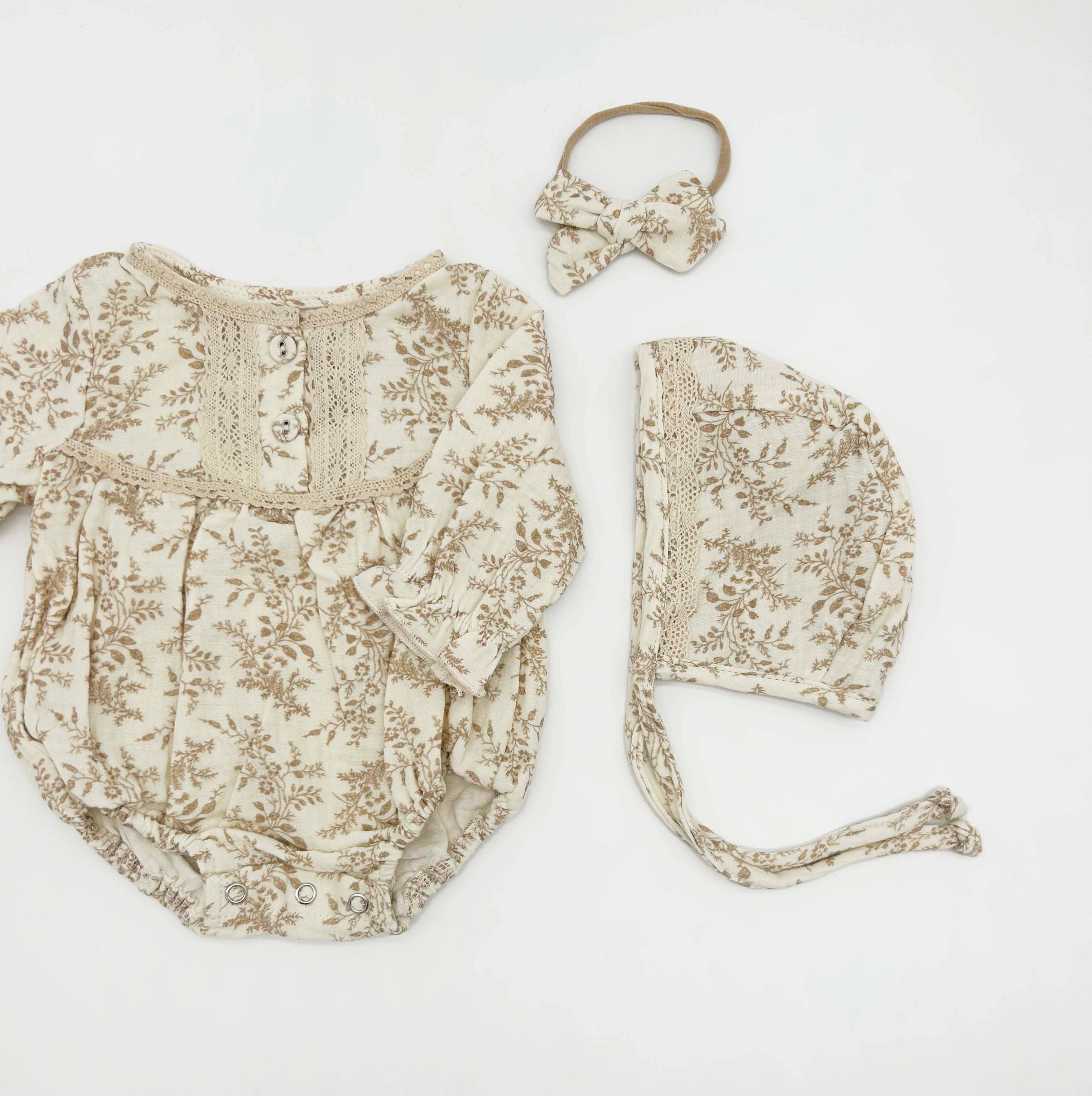 OLIVE & CRADLE – wholesale Klädesset - Baby – Elodie långärmad romper-set7