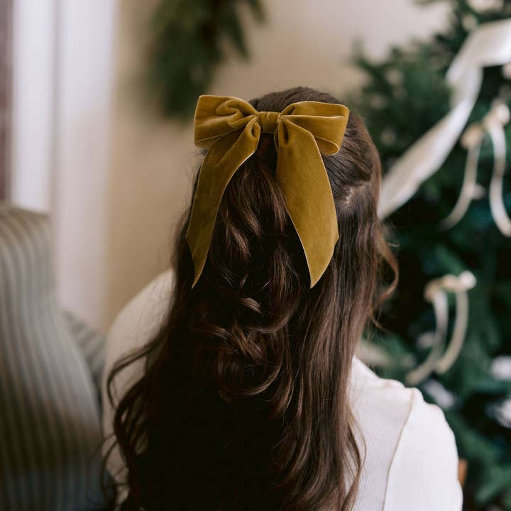 Grace & Grandeur - Wholesale Hair Bow - Women's - Large Velvet Hair Bow Barrette for Women | Bailee Bow11