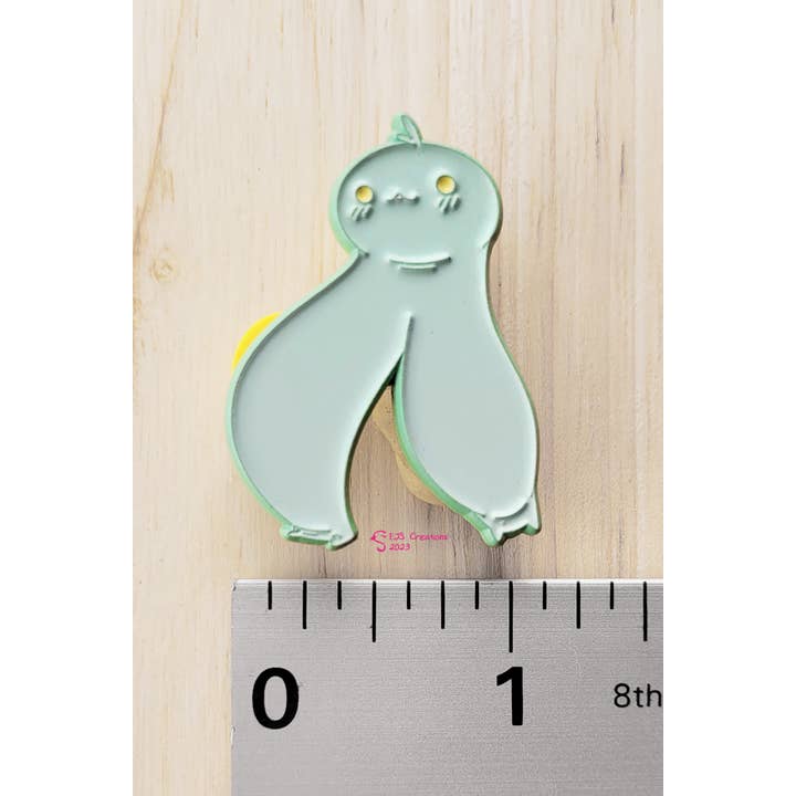 EJS Creations - Venta al por mayor Botón/prendedor - Alfiler de esmalte suave Fresno Nightcrawler2