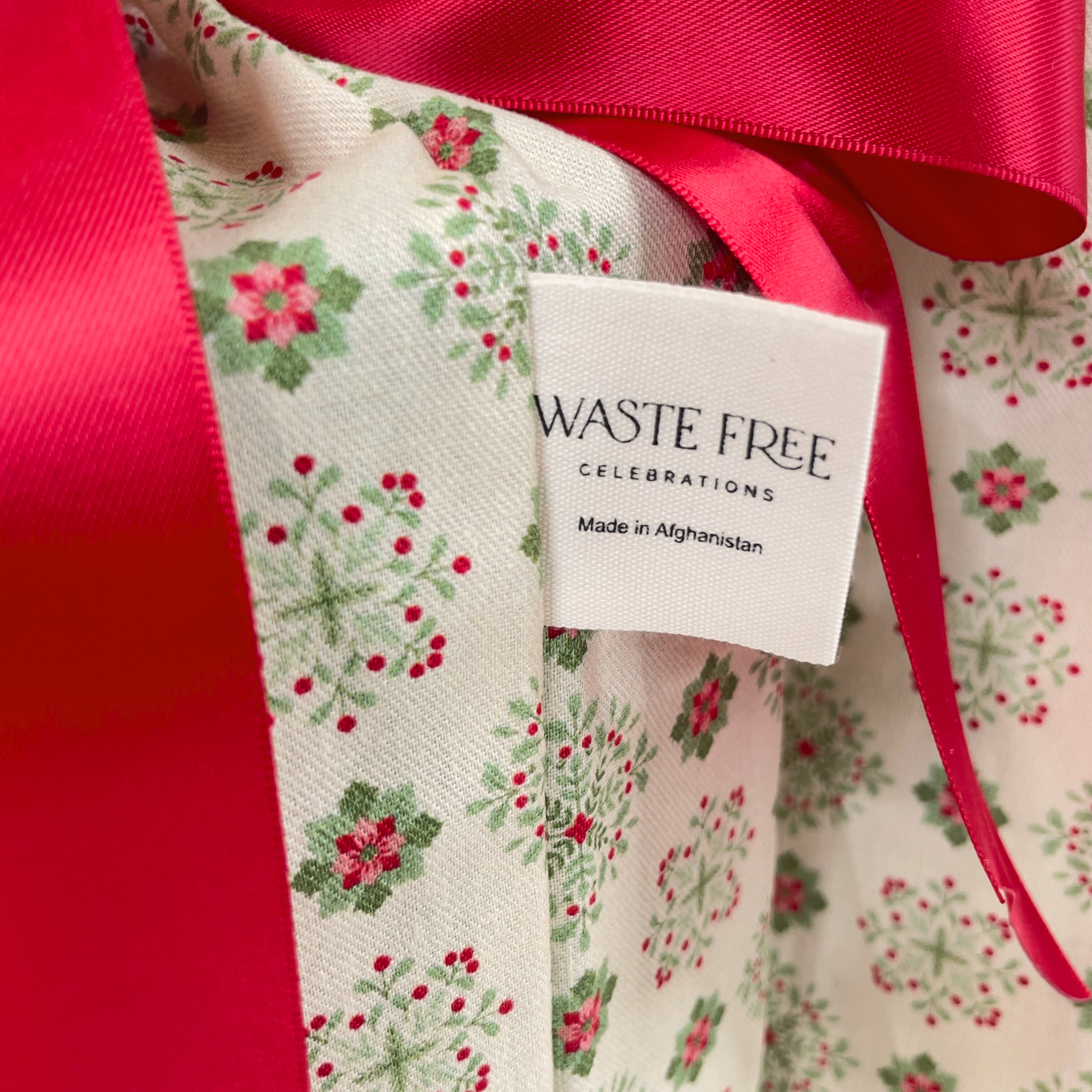 Waste Free Celebrations - Wholesale Gift Bag Set/Pack - Folk Blomsterkunst (Reusable Gift Bag Set)4