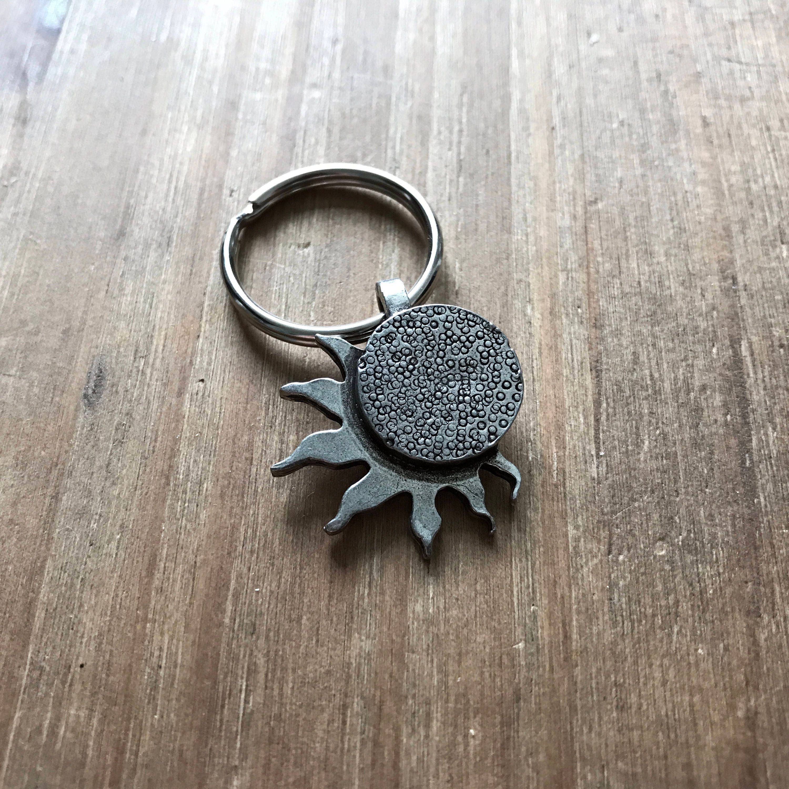 Mucky Duck Studio – wholesale Keychain – Unisex – Partial Solar Eclipse Keychain1