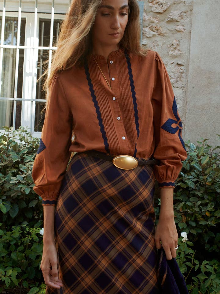 Sonmer Shop USA - Wholesale Button Down Shirt - Women's - Leonor Blouse Caramel3