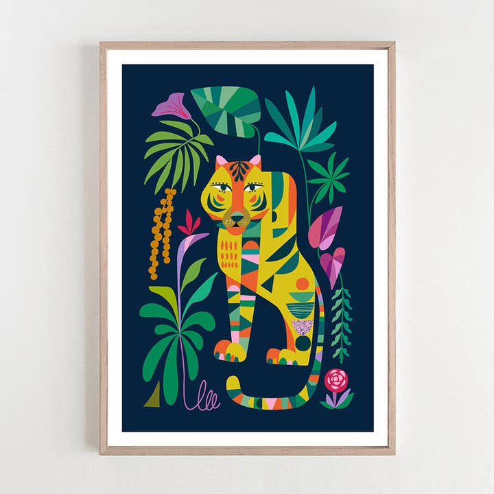 Lámina artística Tiger In The Night Garden para venta al por mayor de 3 Birdies Studio