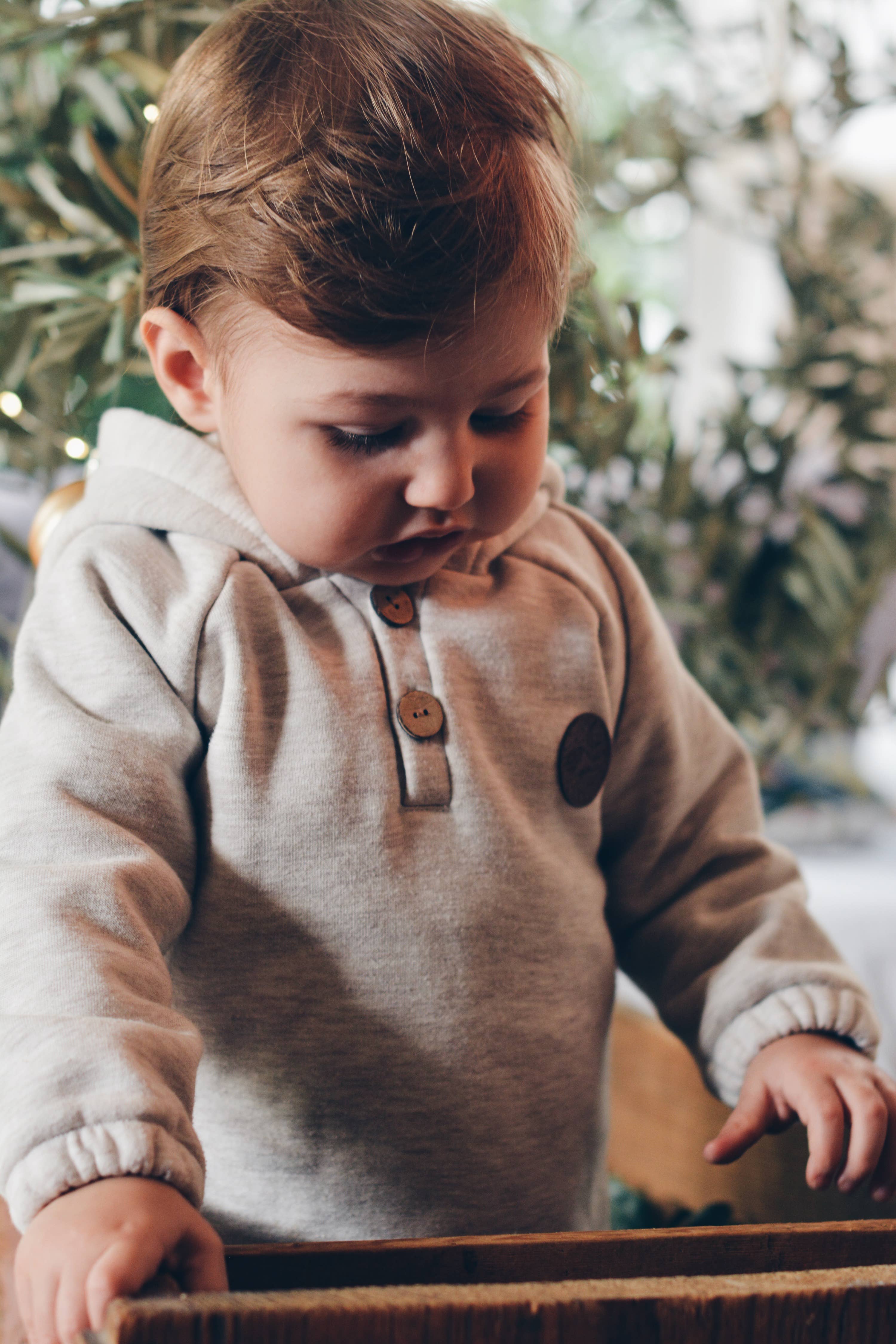 Eli & Nev (we cover U.S. import duties) - Wholesale Hoodie - Kids - Baby / Kids Raglan Sleeve Beige Hoodie Printed Hood OEKO-TEX9