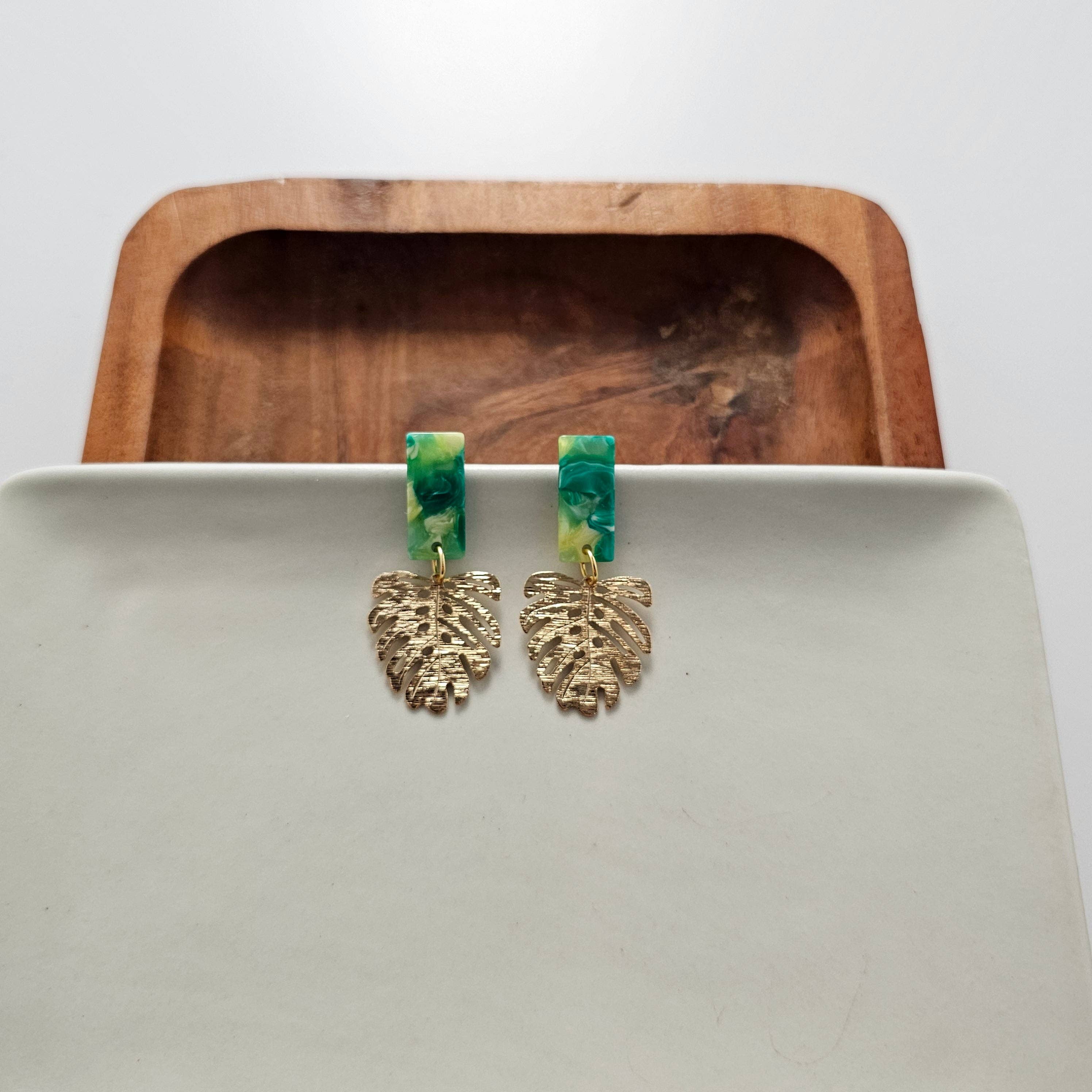 Spiffy & Splendid - Wholesale Dangle Earrings - Mini Belize Earrings - Green // Resort, Plant, Jewelry9