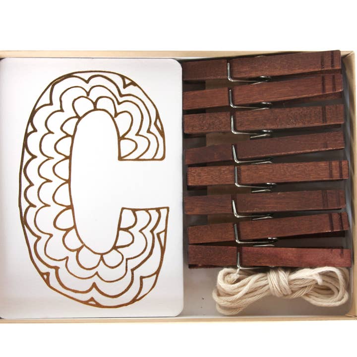 Thimblepress - Wholesale DIY Craft Kit - CONGRATS Gold Foil DIY Banner Kit3