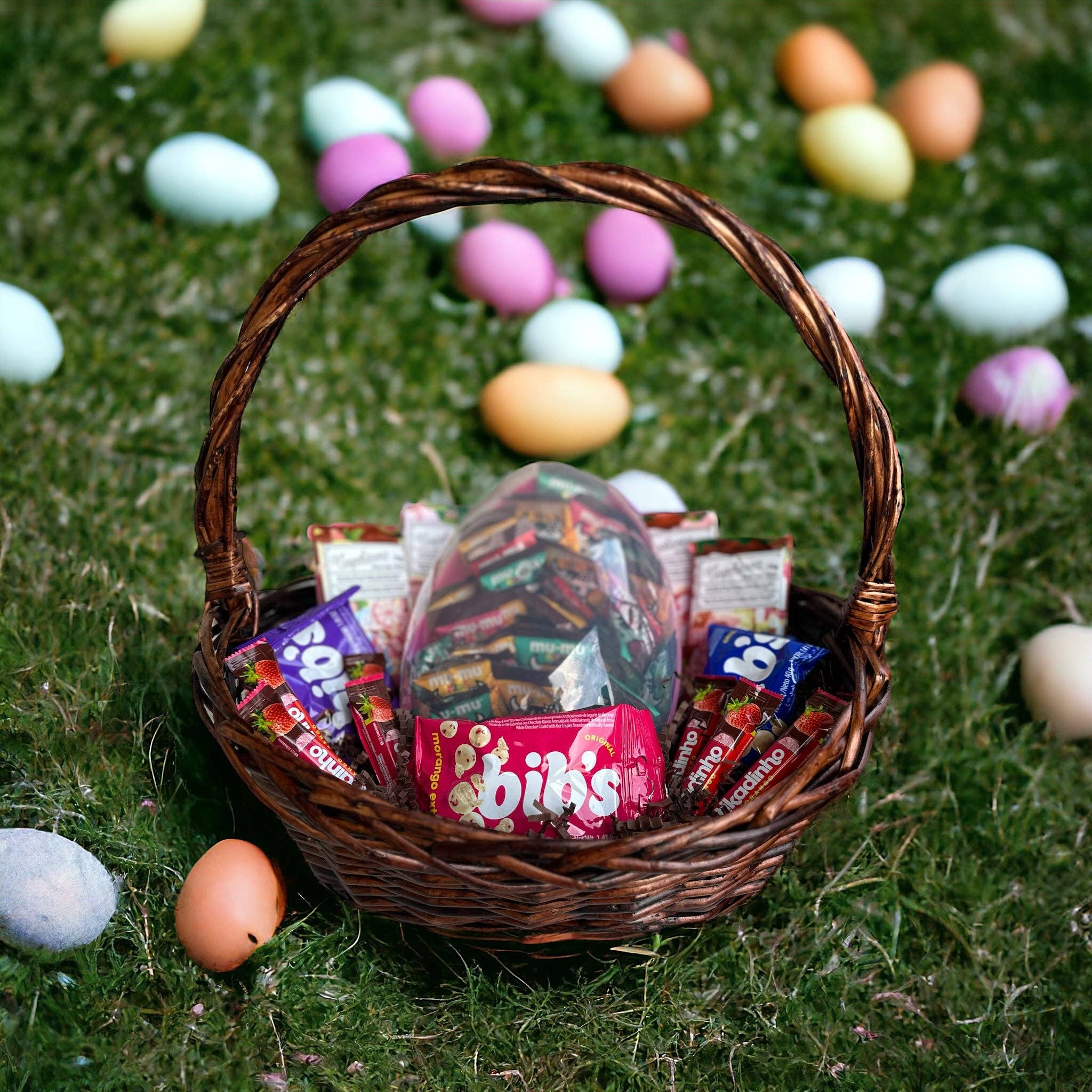 Neugebauer Chocolates - Wholesale Chocolate box - Medium Chocolate Gift Basket - Easter Edition1