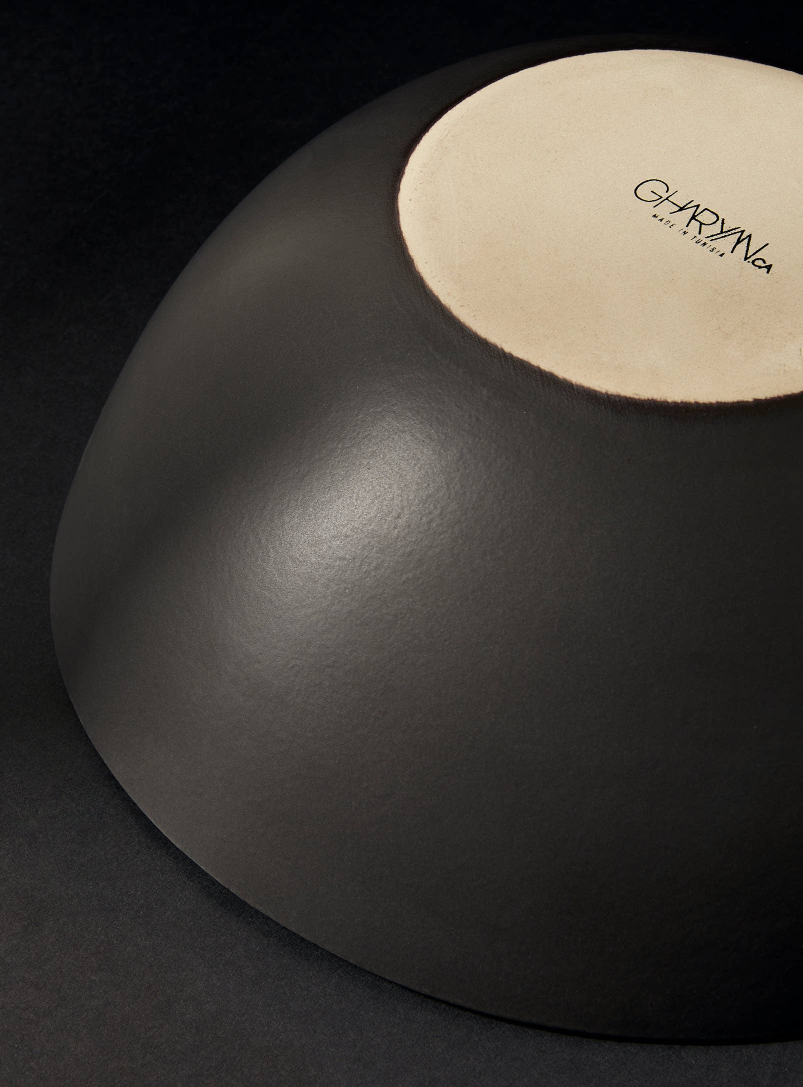 GHARYAN Stoneware & Olive Wood Tableware | Ships from USA - Vendita all'ingrosso Insalatiera - Ciotola da portata in gres fatta a mano | Dadasi 11,8"9