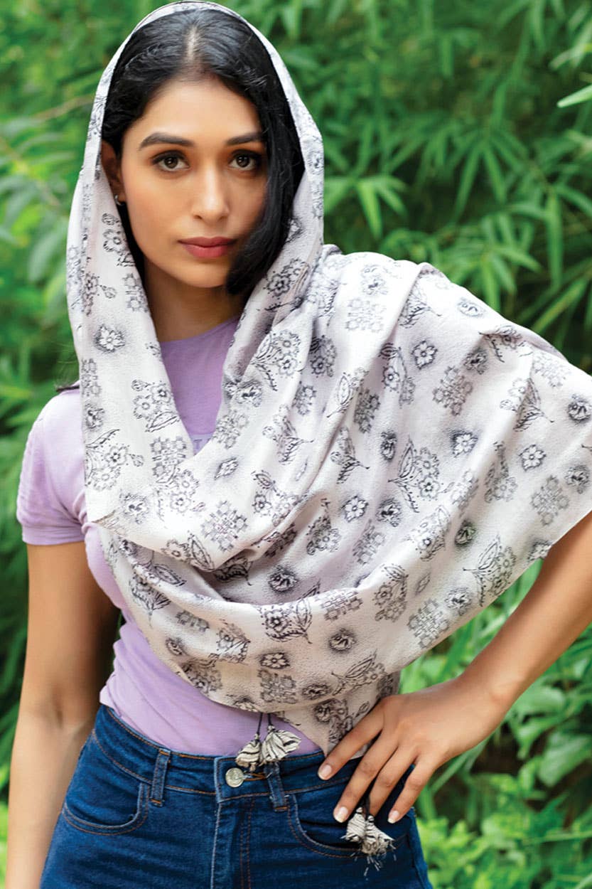 Sevya Handmade - Wholesale Scarf - Women's - Up-Cycled Silk Sari Tassel Scarves10