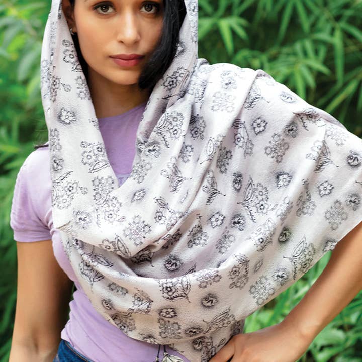 Sevya Handmade - Wholesale Scarf - Women's - Up-Cycled Silk Sari Tassel Scarves10