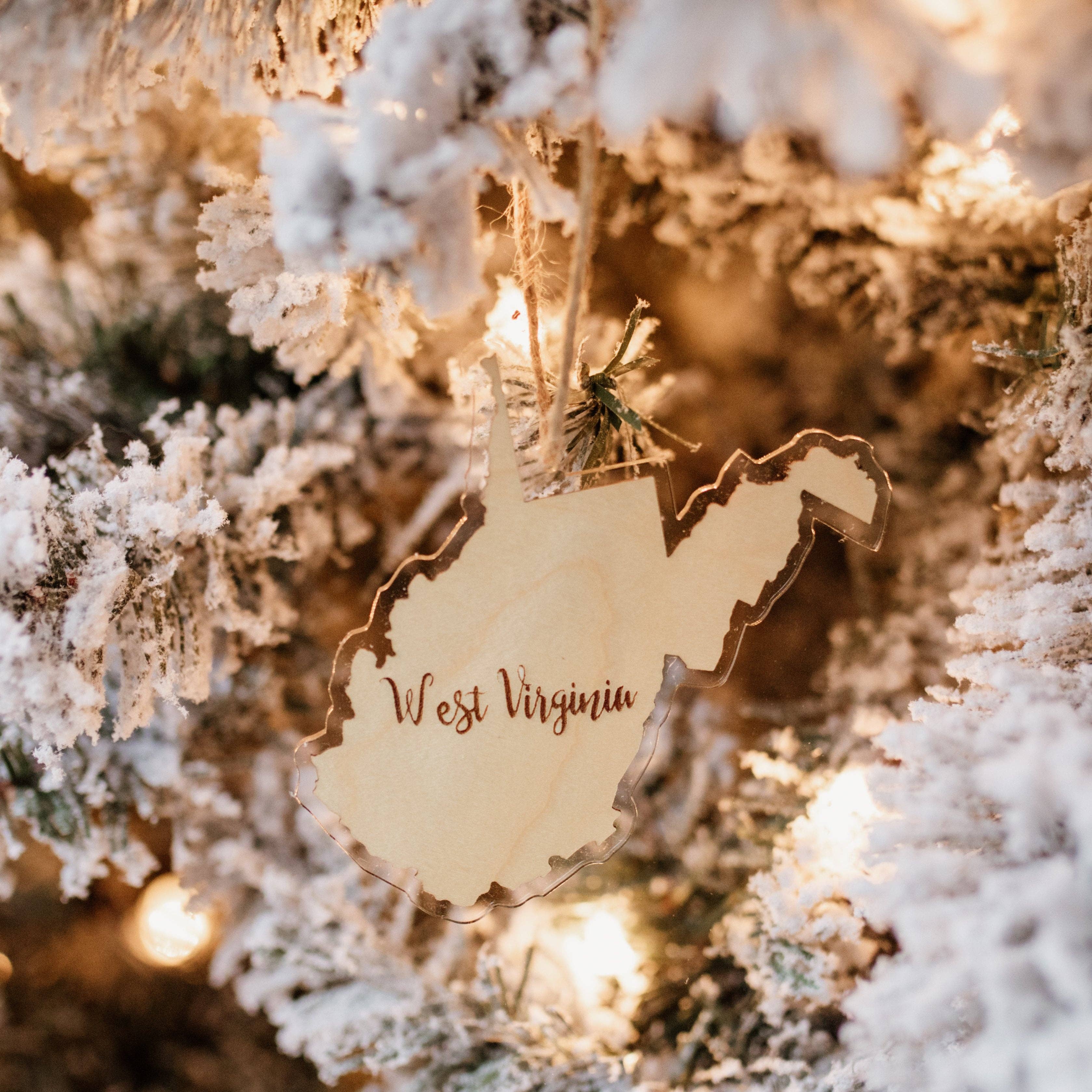 Loving WV - Venta al por mayor Adornos - Adorno de escritura de Virginia Occidental