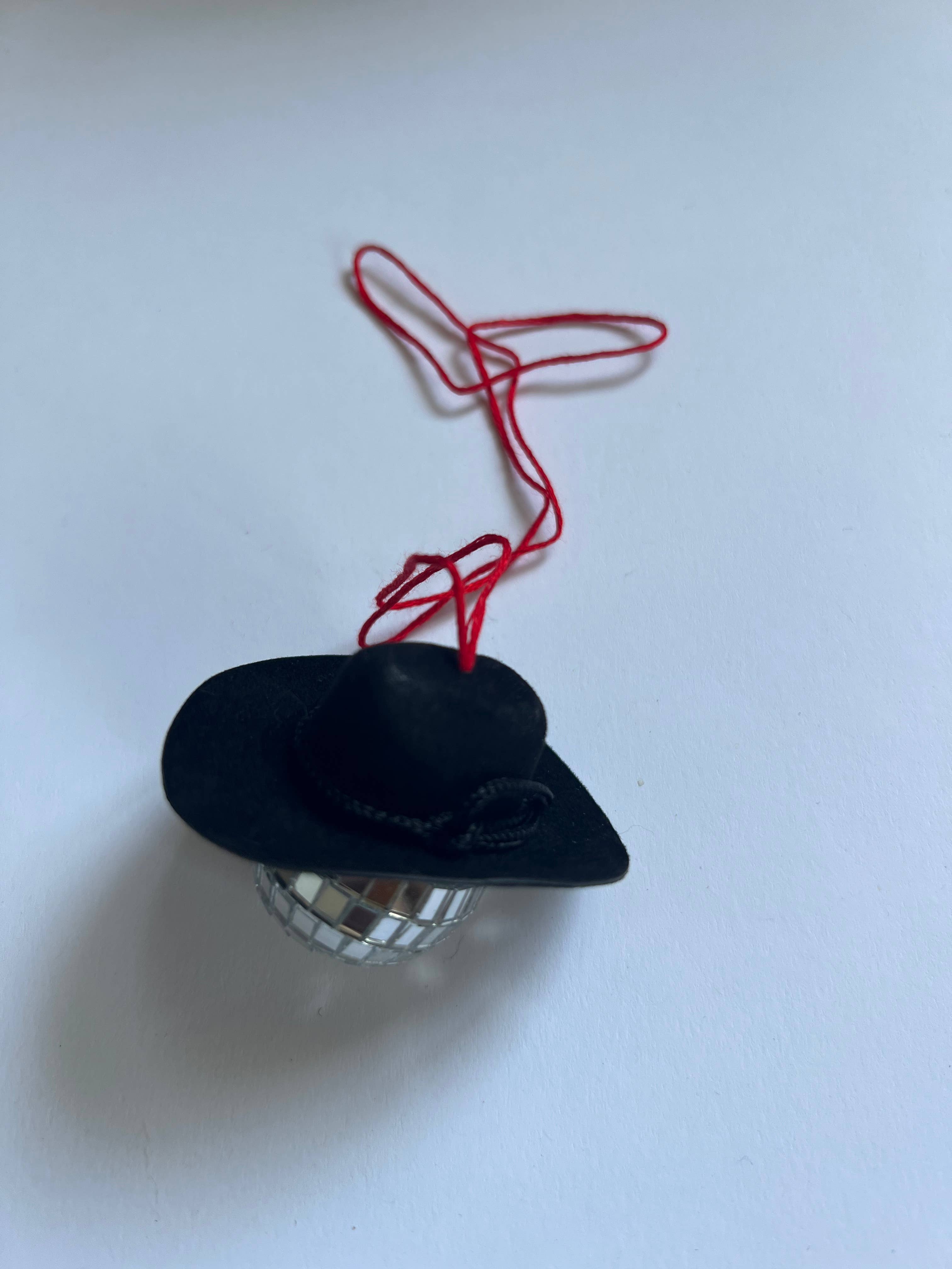 Dapper House Menagerie – wholesale Dekorativt bordsobjekt – Disco Cowboys18