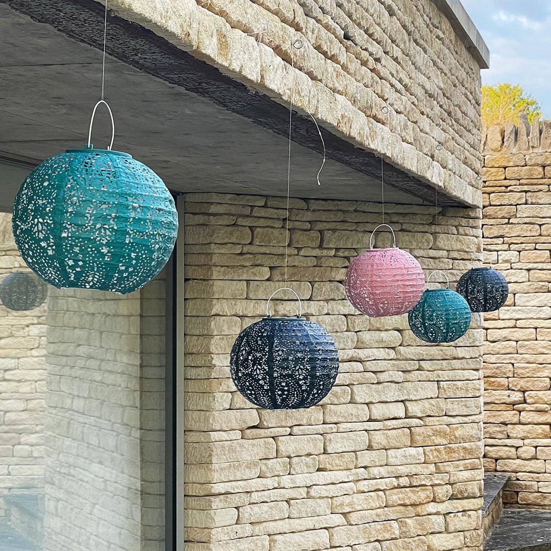 Talking Tables UK – wholesale Outdoor ornament/decor – Outdoor Solar Lanterns for Garden |Starter Set |16