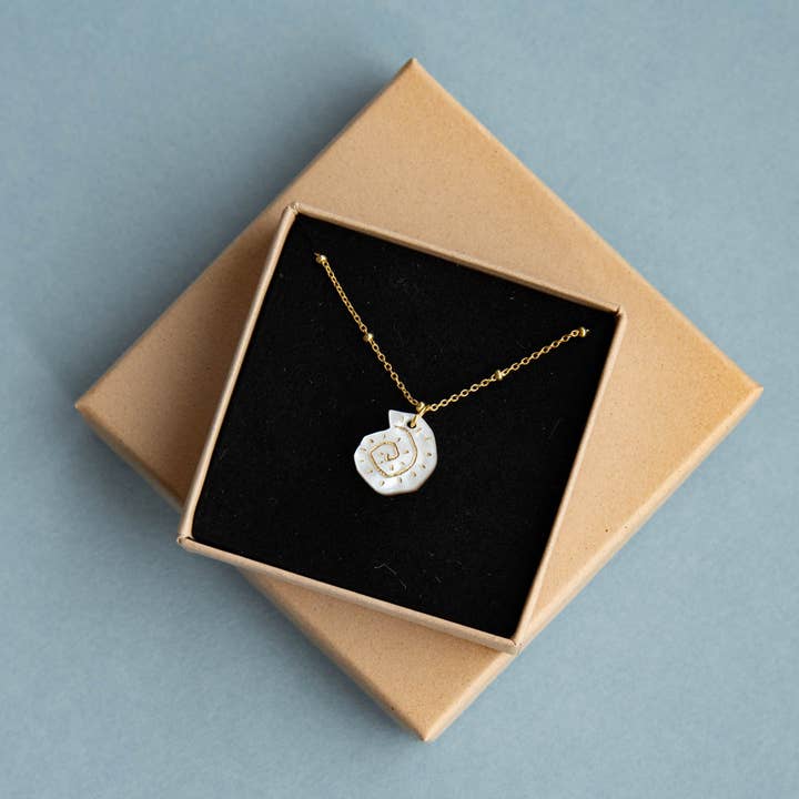 Pepper You - Wholesale Pendant/Charm Necklace - Shell Hoop Necklace