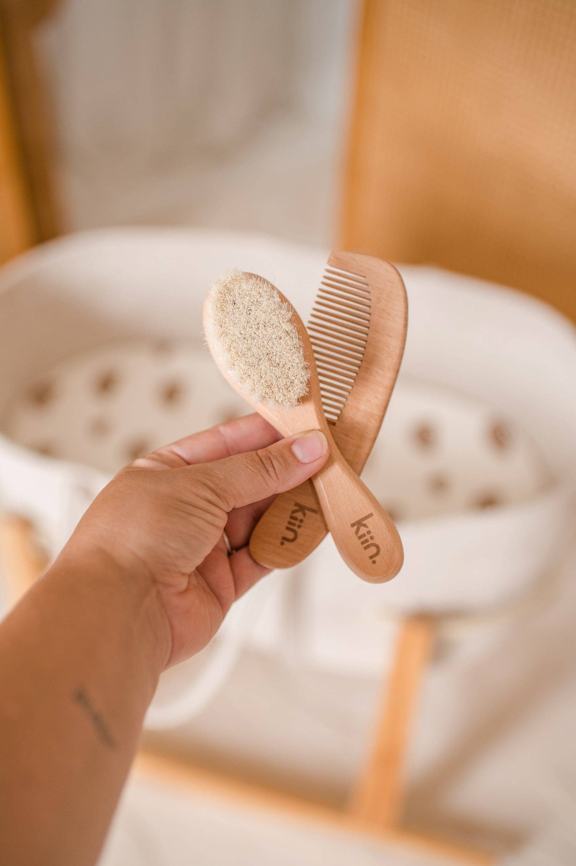 Kiin Baby - Wholesale Hair Brush/Comb Set - Kids & Baby - Wooden Baby Brush + Comb Set2