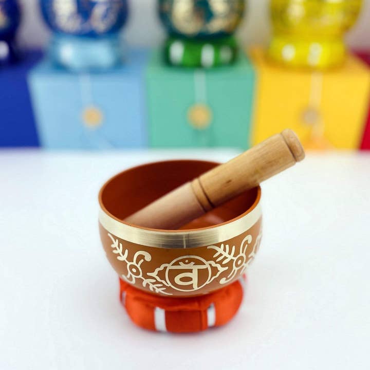 Rock Paradise – wholesale Meditationsprodukter – Mässingtibetanska sjungande chakraskålar - Välj dina egna