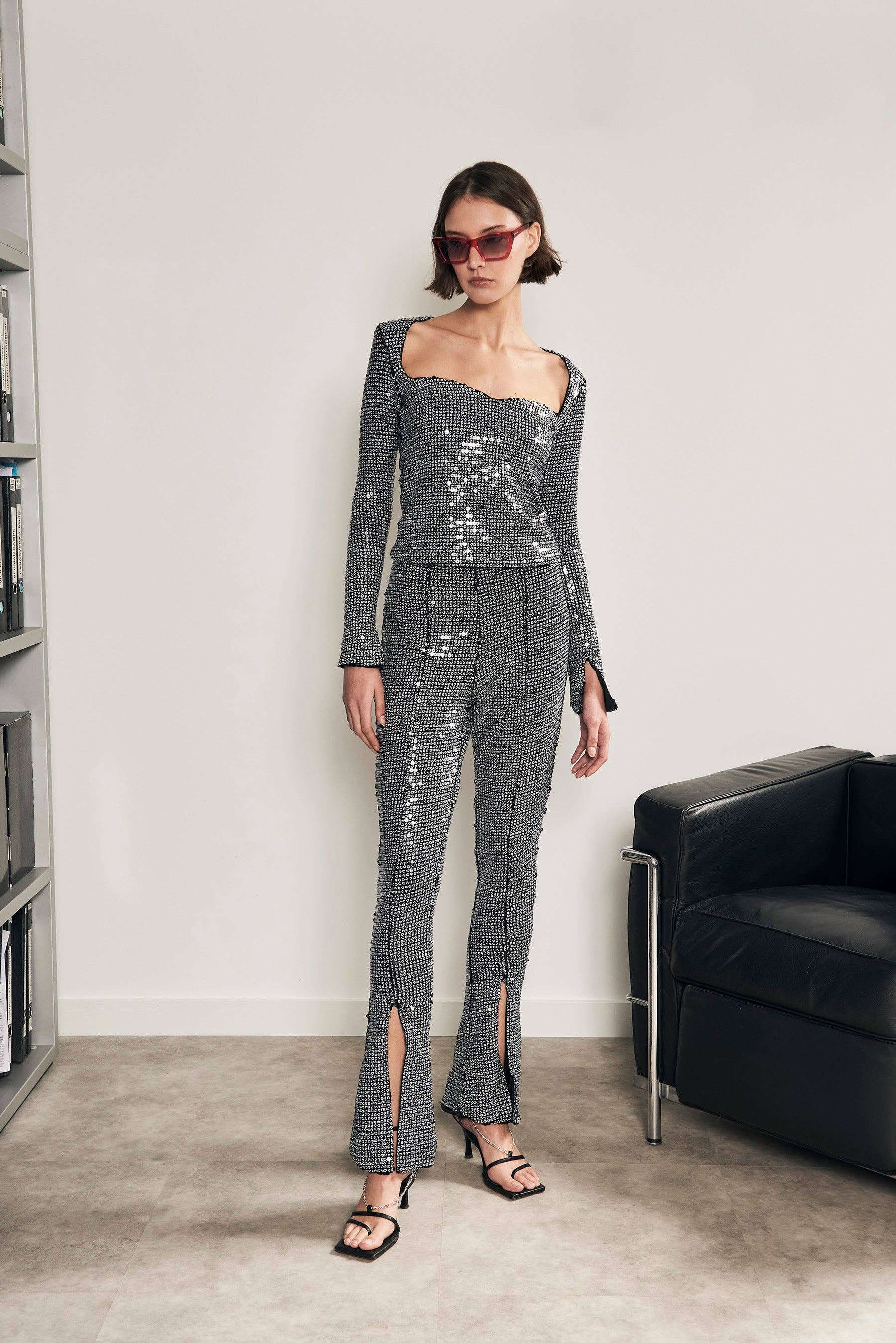 Virago Barcelona - Wholesale Fashion Leggings - Women's - Tomboyhood Leggings Black Sequins